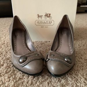 Coach Gray Heels